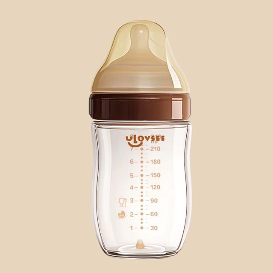 Biberon en verre idéal comme cadeau de naissance