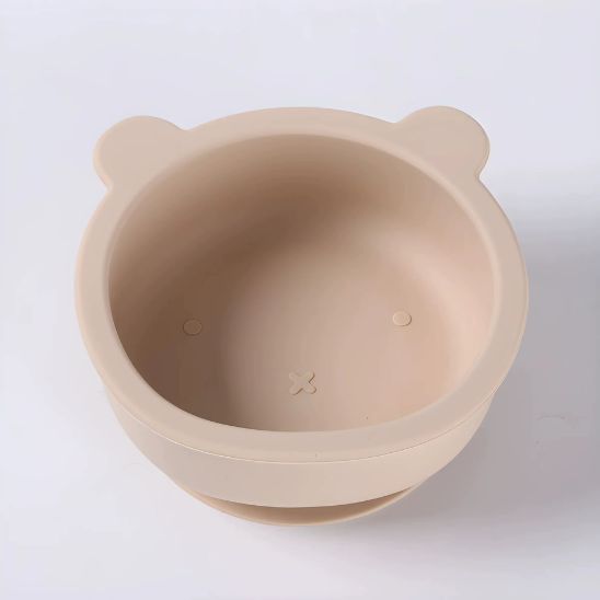 Bol ventouse bébé beige en silicone alimentaire, base stable et douce