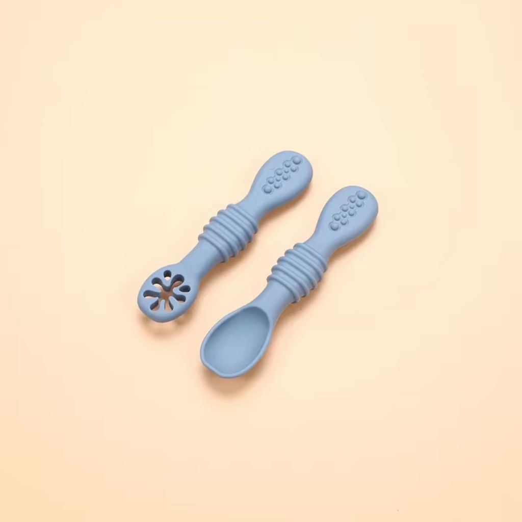 cuillere apprentissage bebe bleue double embout solide et ajoure – Bébé-Miam