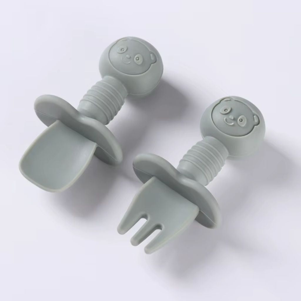 Première cuillère silicone bébé ergonomique