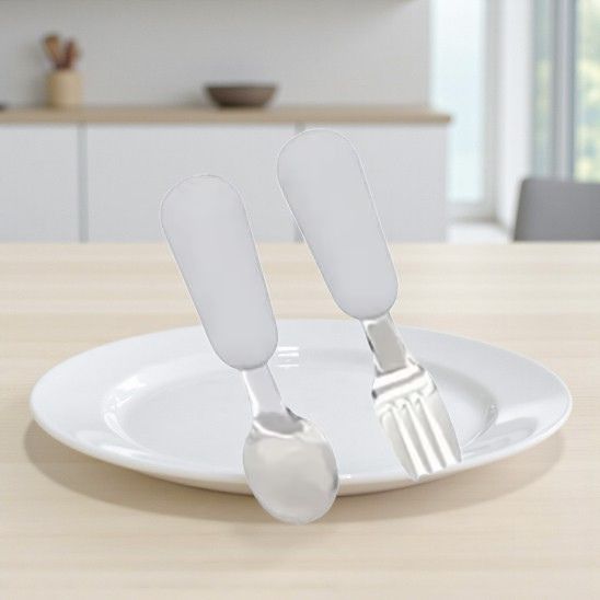 Ensemble de couverts bébé multicolores en silicone incluant cuillère bébé – Bébé-Miam