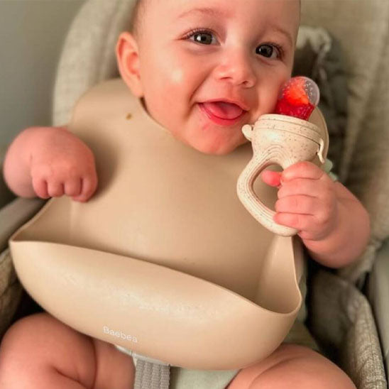 Grignoteuse bébé design coloré et ludique Bébé Miam