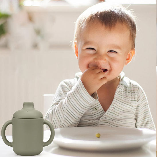 tasse d apprentissage bebe en silicone avec deux poignées