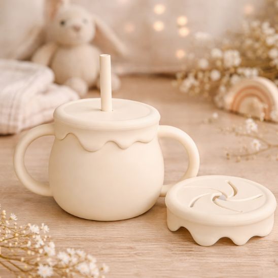 Tasse d’apprentissage bébé en silicone avec poignées anti-renversement